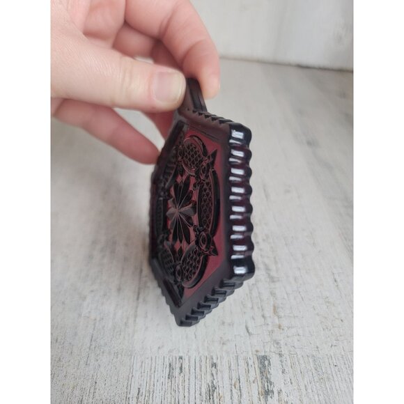 Avon Christmas 1990 red stained glass vintage ornament Xmas - Picture 5 of 5